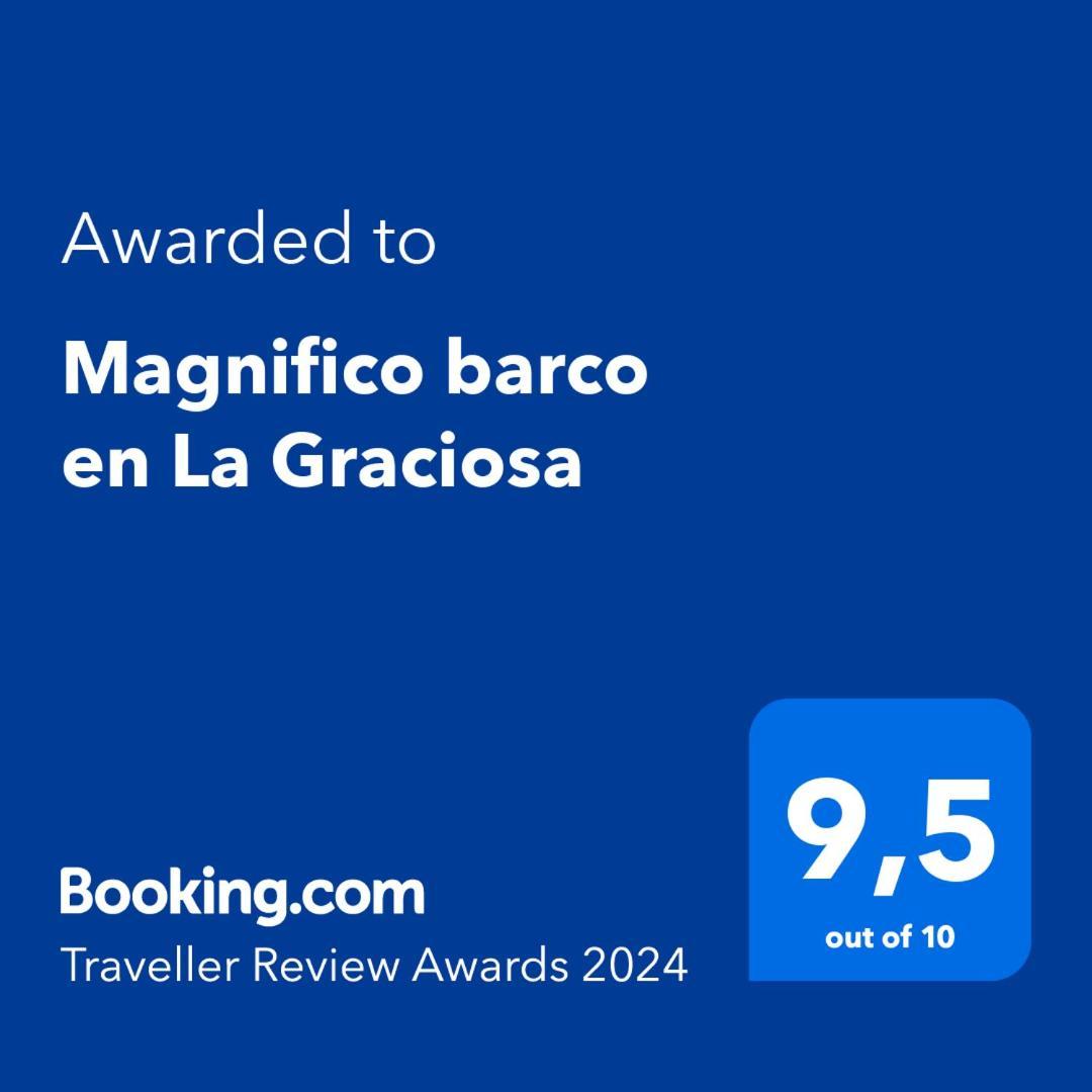 Magnifico Barco En La Graciosa Hotel Caleta de Sebo Buitenkant foto